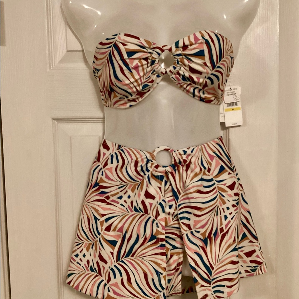 Colorful Strapless Bathing Suit Set - Picture 3 of 4